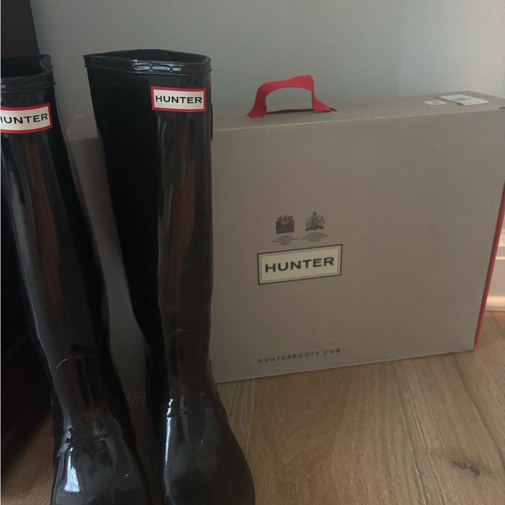 Hunter Glossy Black Rain Boots